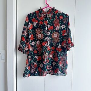 MONKI | Floral Patterned Blouse with Ruffle Sleeves